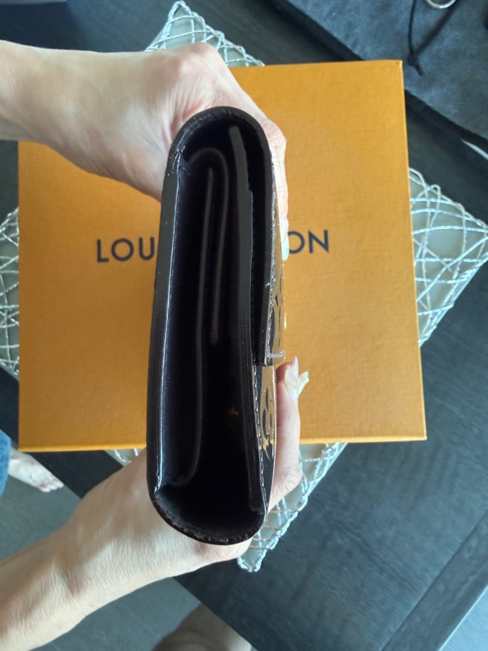 Louis Vuitton Vernis Patent Leather Long Wallet - Burgundy - Picture 8 of 9